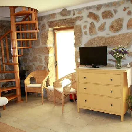 بيت للعطل Casa Da Eira Velha فالي دي كامبرا