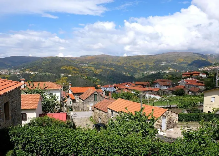 Casa Da Eira Velha Nyaraló *